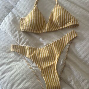 LULULEMON SEERSUCKER BIKINI